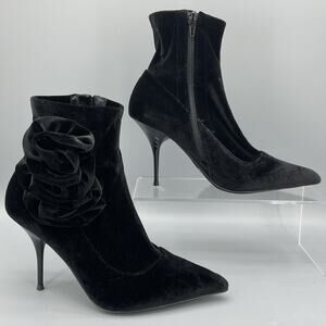 NEW Jeffrey Campbell Women’s Florette Crushed Velvet Boots Black Size 7.5